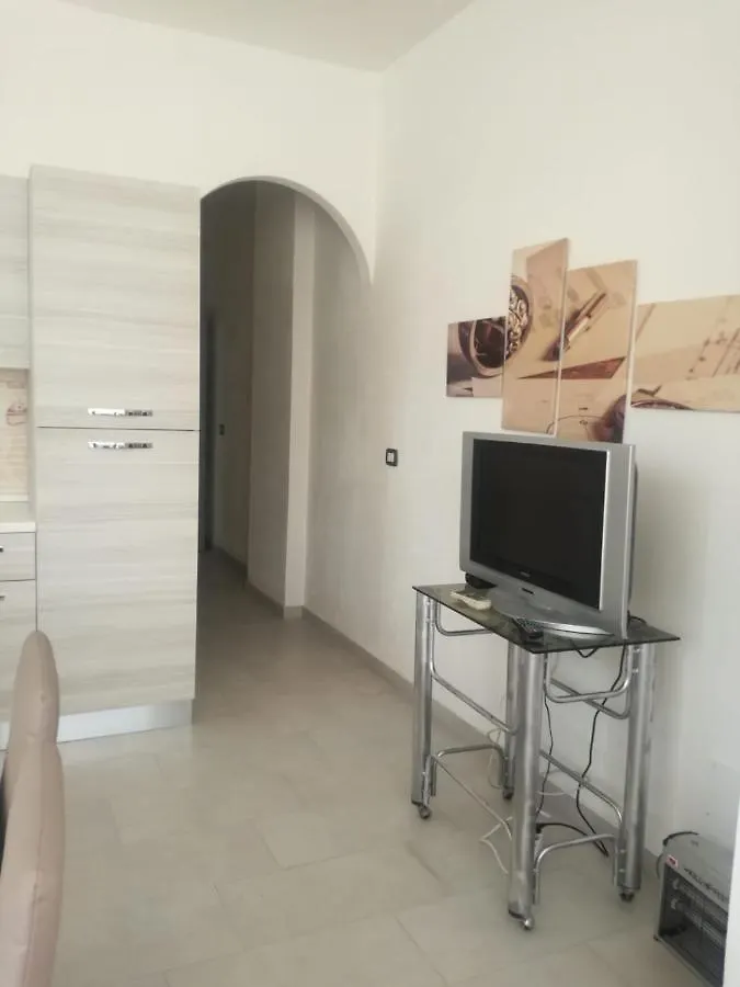 Alexia Apartment Agnone Bagni